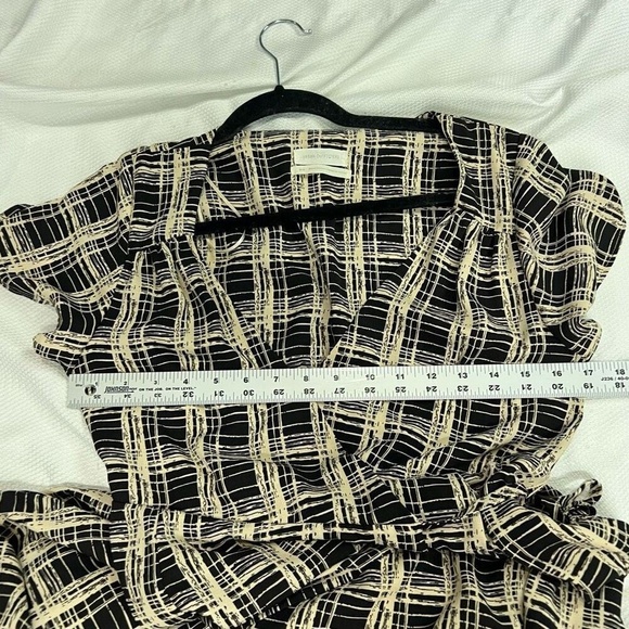 Urban Outfitters Dress Daphne Black Tan Check Midi Wrap High Low Womens - Picture 6 of 9
